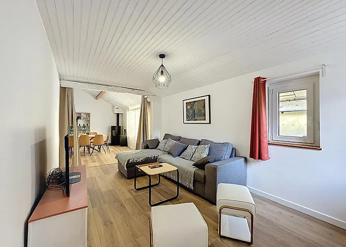 Apartment Maison 7 Personnes Quartier Oradou Pardieu