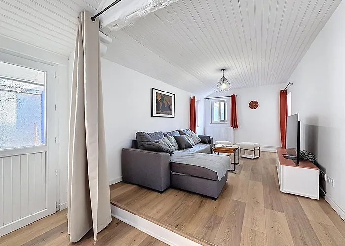 Maison 7 Personnes Quartier Oradou Pardieu *